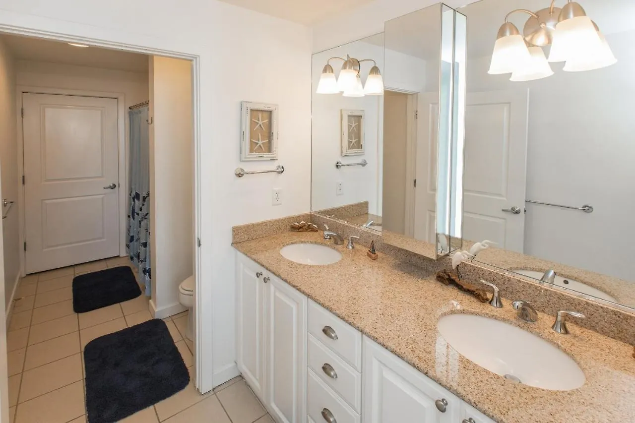 The Sanctuary - Latitude Adjustment A117 Apartment Virginia Beach